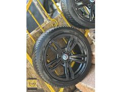 BMW f30 e90 17 inç jant lastik temiz