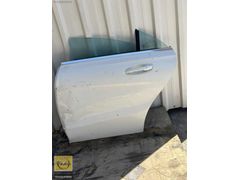 Mercedes CLA 200 orjınal dolu kapı