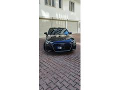 Sahibinden Audi A3 Sedan 35 TFSI S-Line 2023 Model  9.500 km Siyah