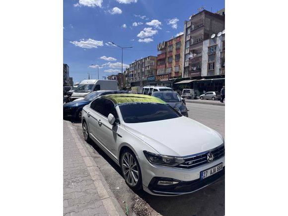 Sahibinden Volkswagen Passat 1.6 TDi BlueMotion R Line 2020 Model  53.000 km Beyaz