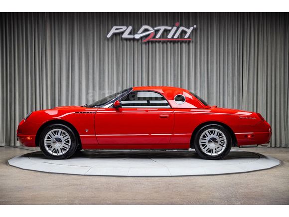 Galeriden Ford Thunderbird 3.8 2002 Model İstanbul 83.165 km
