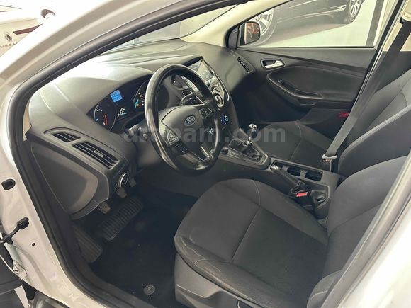 Galeriden Ford Focus 1.6 TDCi Trend X 2015 Model Şanlıurfa