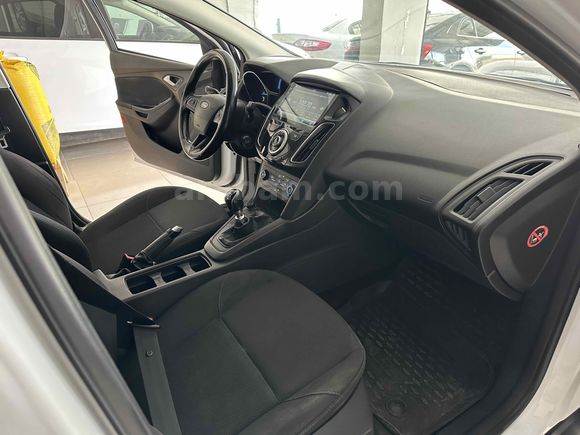 Galeriden Ford Focus 1.6 TDCi Trend X 2015 Model Şanlıurfa