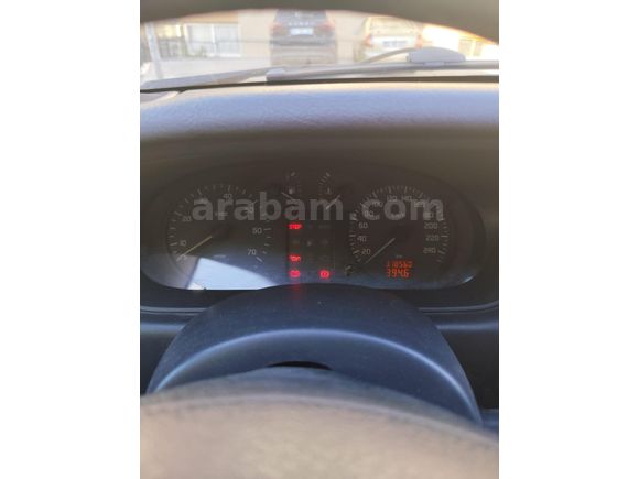 Sahibinden Renault Megane 1.6 RTA 2000 Model