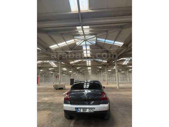 Sahibinden TEMİZ HASAR KAYITSIZ Megane 1.5 dCi 2009 Model 