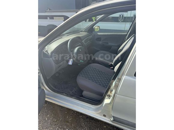Sahibinden Renault Megane 1.4 RTA 2001 Model  orjinal