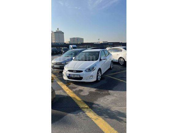 Sahibinden Hyundai Accent Blue 1.6 CRDI Mode Plus 2018 Model 