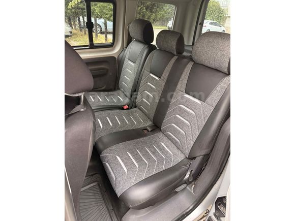 VW Caddy 1.6 TDI Trendline Otomatik – Temiz, Sorunsuz, Yeni Bakımlı