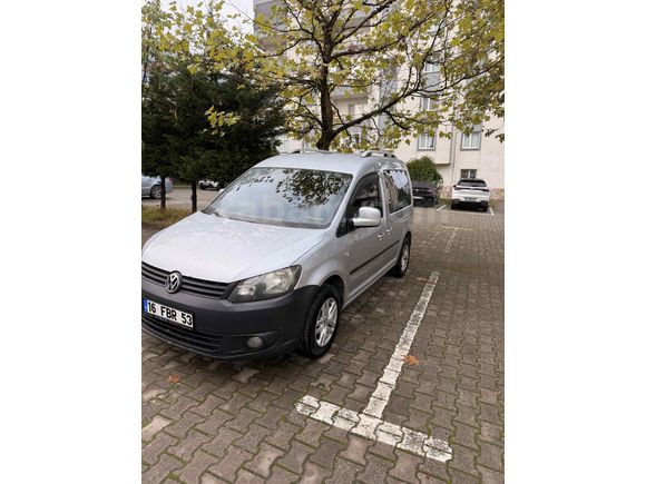 VW Caddy 1.6 TDI Trendline Otomatik – Temiz, Sorunsuz, Yeni Bakımlı