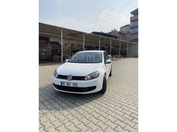 Fiyat Son Sahibinden Volkswagen Golf 1.6 TDi Trendline 2012 Model  
199.000 km Beyaz