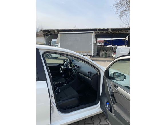 Fiyat Son Sahibinden Volkswagen Golf 1.6 TDi Trendline 2012 Model  
199.000 km Beyaz