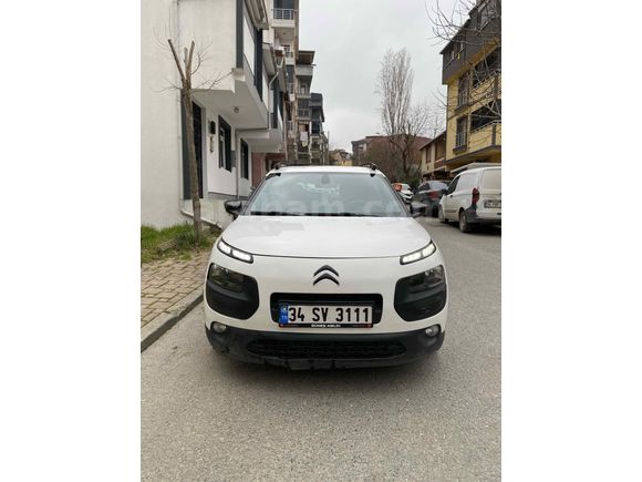 Sahibinden Citroen C4 Cactus 1.6 e-HDi Feel 2015 Model  215xxx km Beyaz