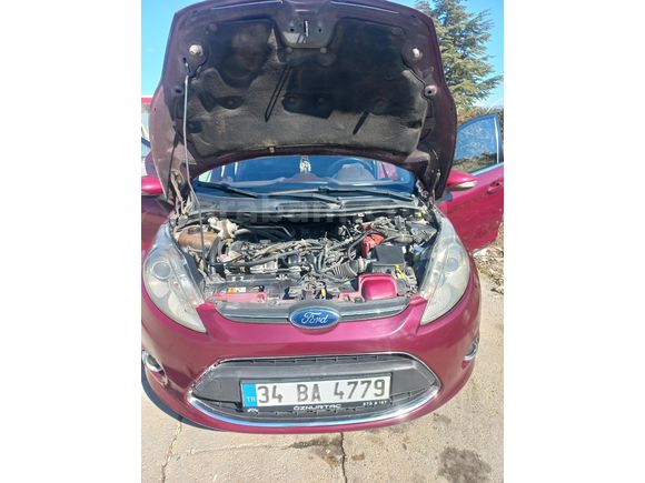 Sahibinden Ford Fiesta 1.4 Titanium 2012 Model