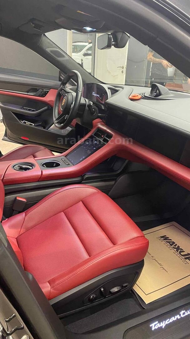 Sahibinden Porsche Taycan Elektrik Turbo S 2020 Model İzmir 74.000 km Füme 4
