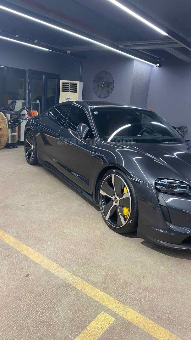 Sahibinden Porsche Taycan Elektrik Turbo S 2020 Model İzmir 74.000 km Füme 3