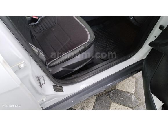 Sahibinden Ford Focus 1.6 TDCi Trend 2012 Model