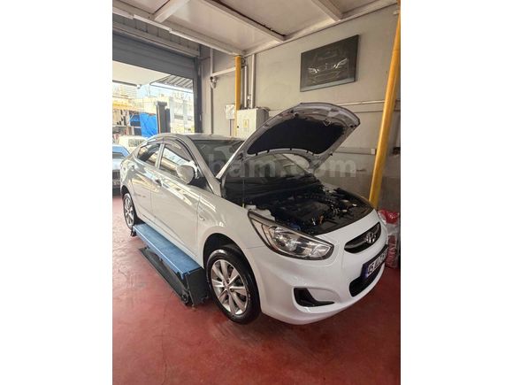 Sahibinden Hyundai Accent Blue 1.6 CRDI Mode Plus 2017 Model 