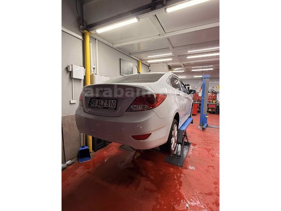 Sahibinden Hyundai Accent Blue 1.6 CRDI Mode Plus 2017 Model 