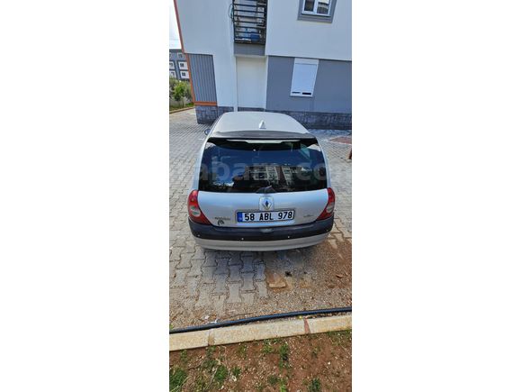 Sahibinden Renault Clio 1.4 Privilege 2004 Model