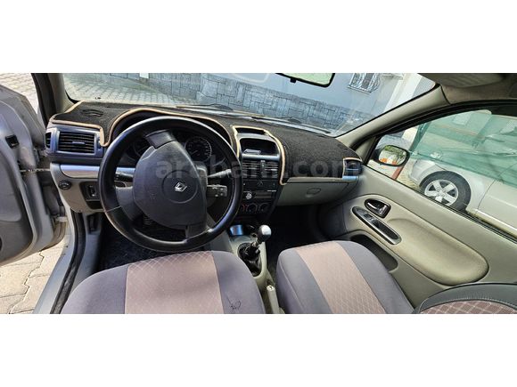 Sahibinden Renault Clio 1.4 Privilege 2004 Model