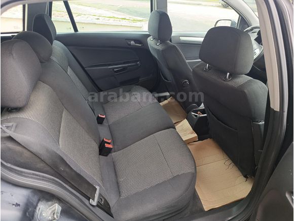 Düşük kilometre Opel Astra 1.9 CDTI caravan 2007 Model
