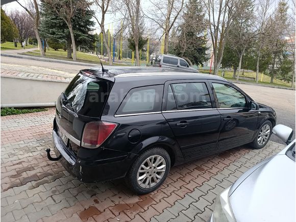 Düşük kilometre Opel Astra 1.9 CDTI caravan 2007 Model