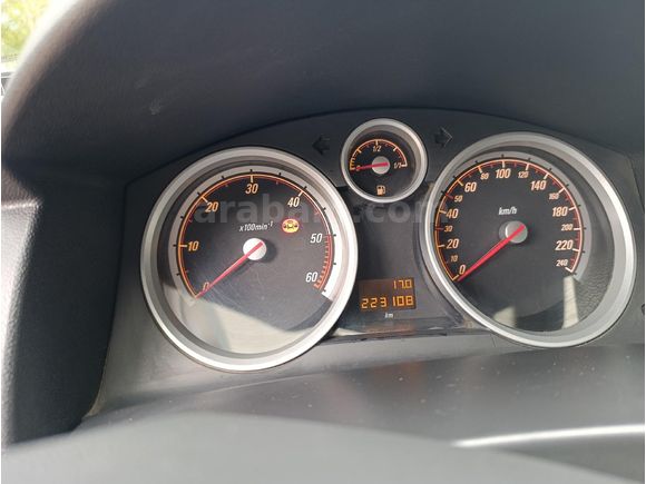 Düşük kilometre Opel Astra 1.9 CDTI caravan 2007 Model