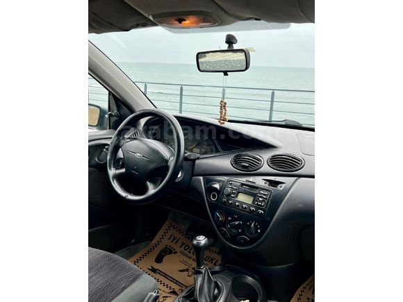 Galeriden Ford Focus 1.6 Ambiente 2000 Model Ordu