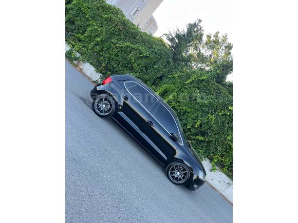  Volkswagen Polo 1.2 TDi Trendline 2012 Model
