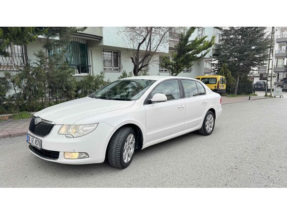 MEMURDAN SKODA SUPERB ALMAN TANKI