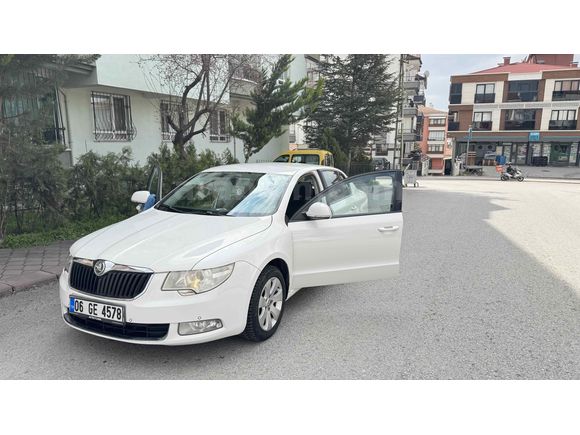 MEMURDAN SKODA SUPERB ALMAN TANKI