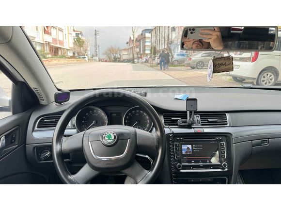 MEMURDAN SKODA SUPERB ALMAN TANKI