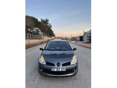 Sahibinden Renault Clio 1.5 dCi Authentique 2006 Model  300.000 km Gri (titanyum)