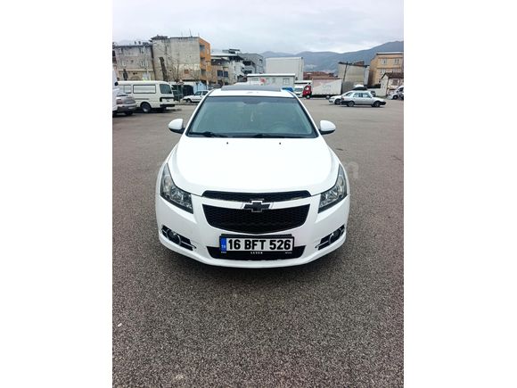 Sahibinden Chevrolet Cruze 1.6 Design Edition 2011 Model
