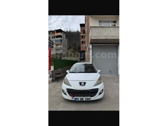 Sahibinden Peugeot 207 1.4 HDi Active 2011 Model 