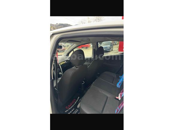 Sahibinden Peugeot 207 1.4 HDi Active 2011 Model 