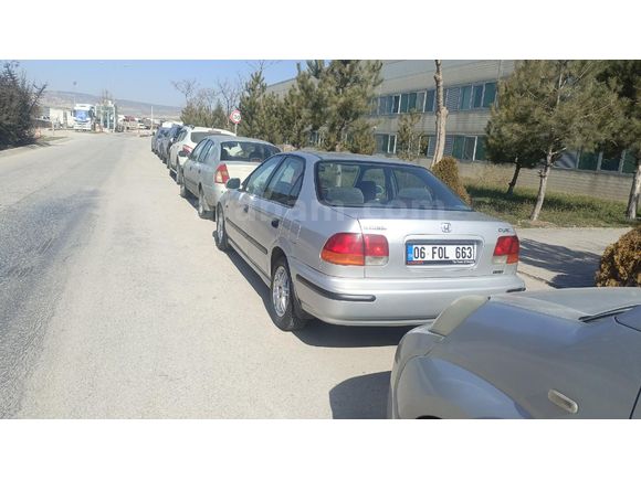 Sahibinden Honda Civic 1.4 i S 1998 Model