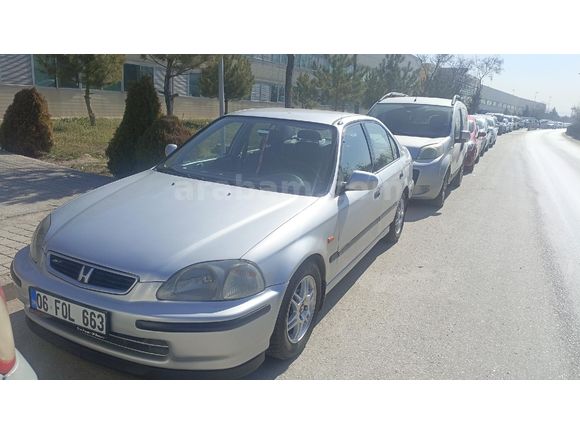 Sahibinden Honda Civic 1.4 i S 1998 Model