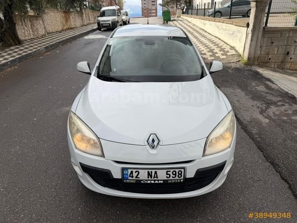 BOYASIZ OTOMATİK RENAULT MEGANE 1.6 EXPRESSİON 110HP BEYAZ LPGLİ