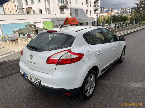 BOYASIZ OTOMATİK RENAULT MEGANE 1.6 EXPRESSİON 110HP BEYAZ LPGLİ
