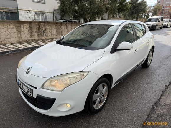 BOYASIZ OTOMATİK RENAULT MEGANE 1.6 EXPRESSİON 110HP BEYAZ LPGLİ