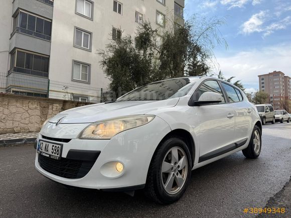 BOYASIZ OTOMATİK RENAULT MEGANE 1.6 EXPRESSİON 110HP BEYAZ LPGLİ