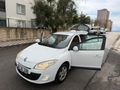 BOYASIZ OTOMATİK RENAULT MEGANE 1.6 EXPRESSİON 110HP BEYAZ LPGLİ