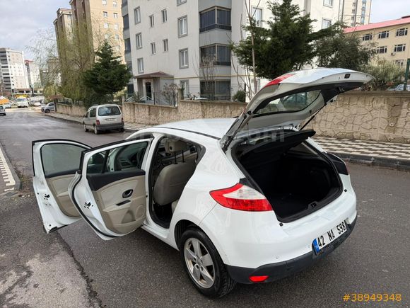 BOYASIZ OTOMATİK RENAULT MEGANE 1.6 EXPRESSİON 110HP BEYAZ LPGLİ