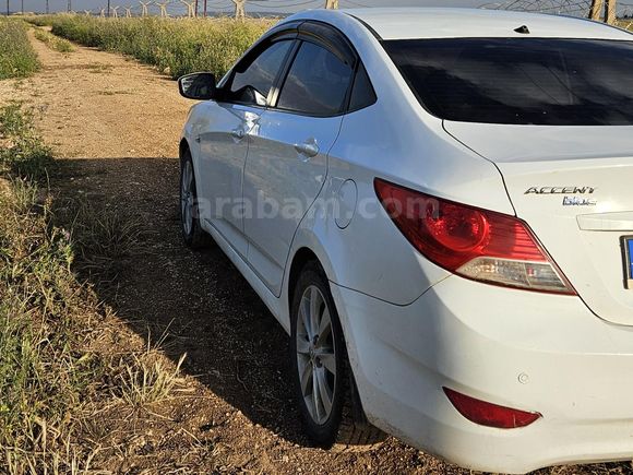 Hatasız Hyundai Accent Blue