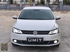 ÜMİT AUTO/2011/VW/JETTA/OTOMATİK/COMFORTLİNE/HIZ SABİTLEME/