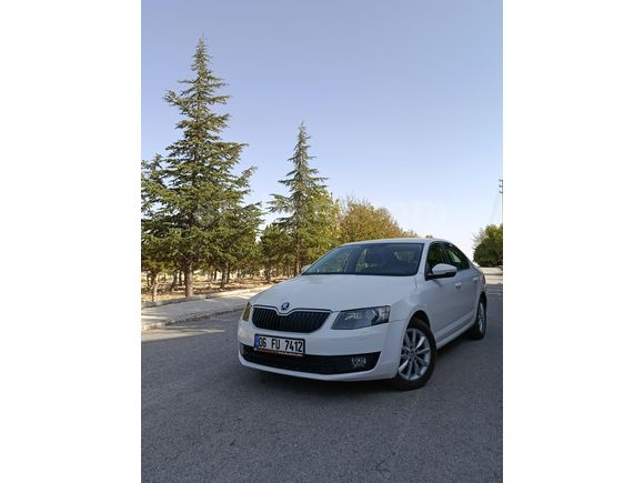 Sahibinden Skoda Octavia 1.6 TDI Elegance CR 2015 Model