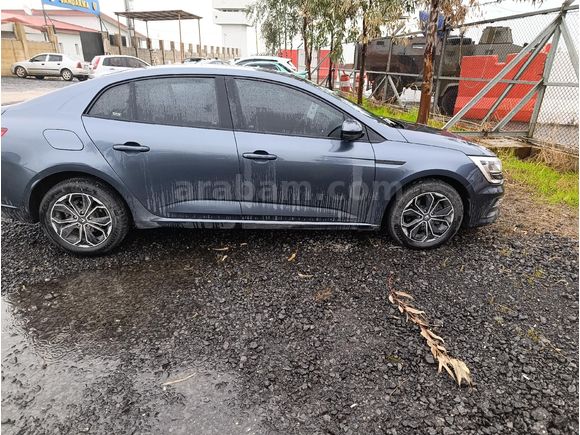 Sahibinden Renault Megane 1.0 TCe Joy 2021 Model