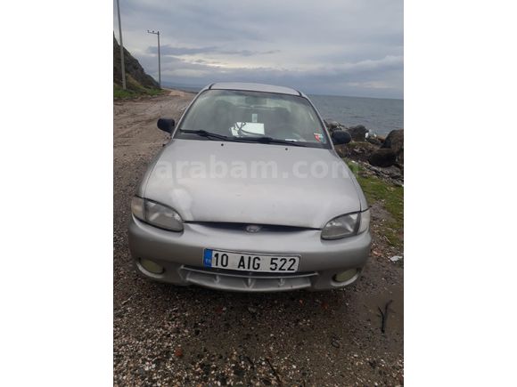 Sahibinden Hyundai Accent 1.5 GLS 1999 Model