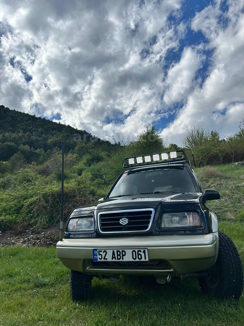 Sahibinden Suzuki Vitara 2.0 1995 Model 2